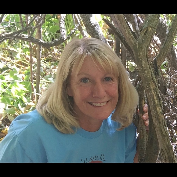 Meet your Posher, Jana - Picture 1 of 1